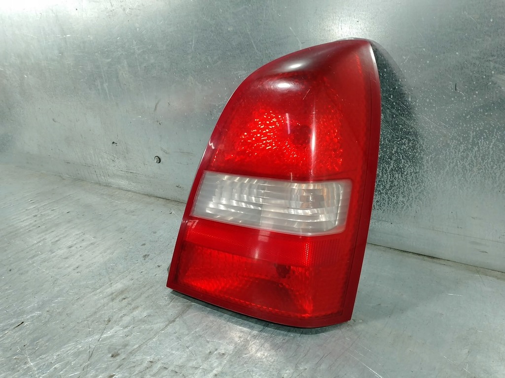 Πίσω λάμπα Nissan Primera P12 (03-07) sedan Product image