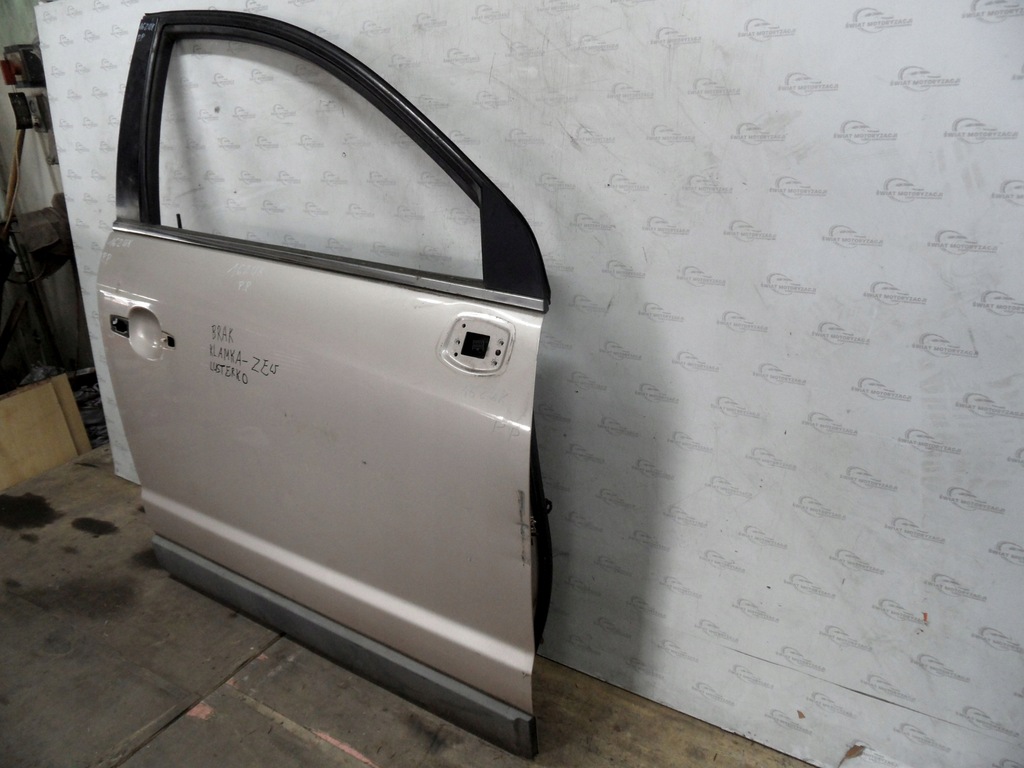Opel Antara Lift 12R Δεξιά πόρτα Product image