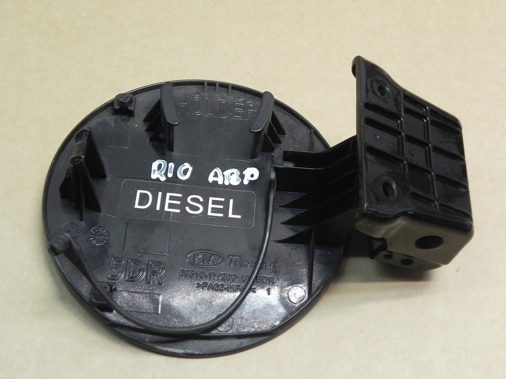 KIA RIO III 3 11-16 ABP FUEL FILLER FLAP 69510-1W200 Product image
