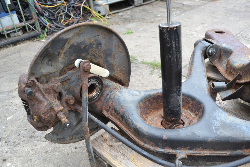 Mercedes W126 Πίσω ανάρτηση τρόλεϊ πίσω Product image