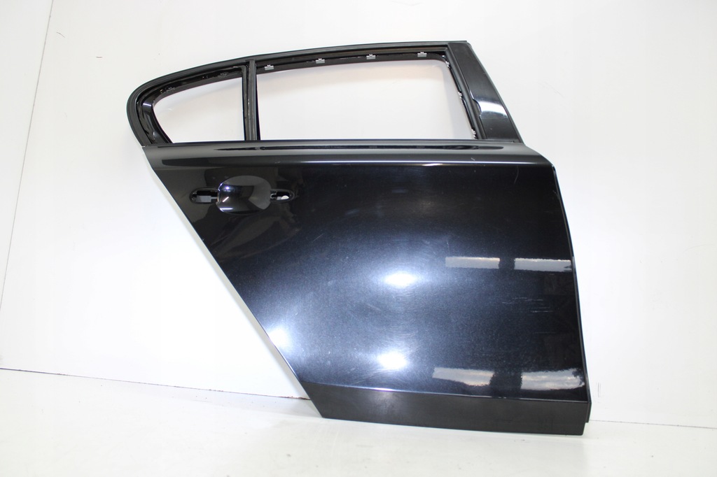BMW E87 DRZWI PRAWE TYŁ TYLNE Black Sapphire Product image