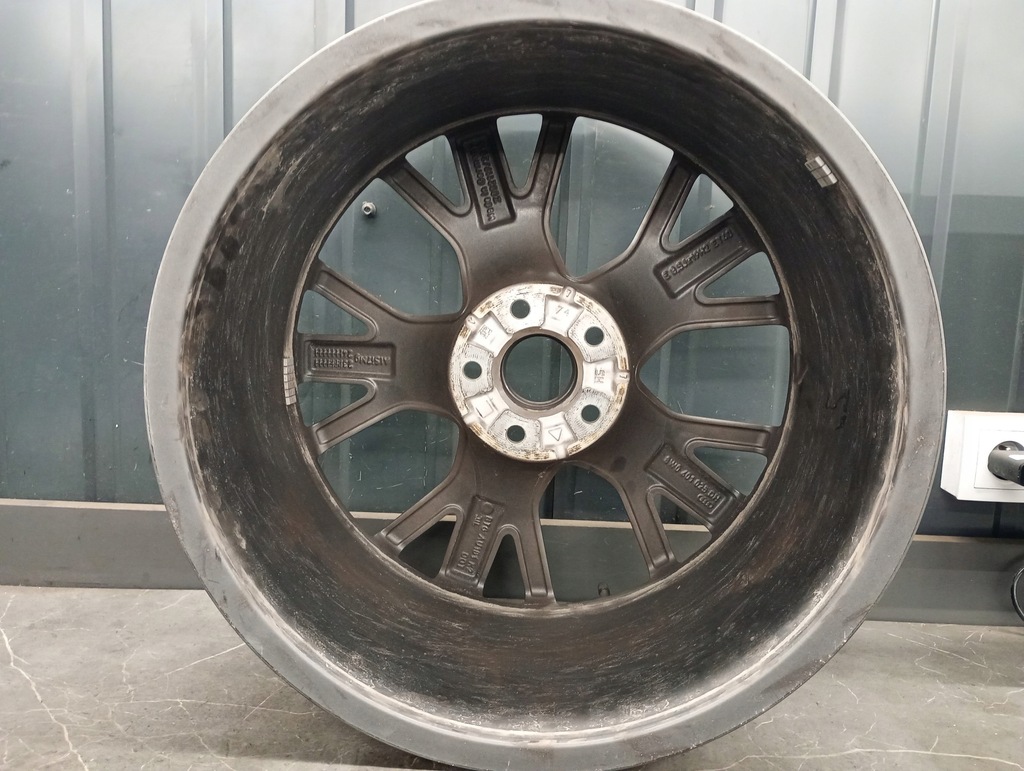 8W0601025DH Χάνες αλουμινίου 8.5JX19H2 ET40 5x112 Audi Sport A4 B9 8W A5 S5 Product image