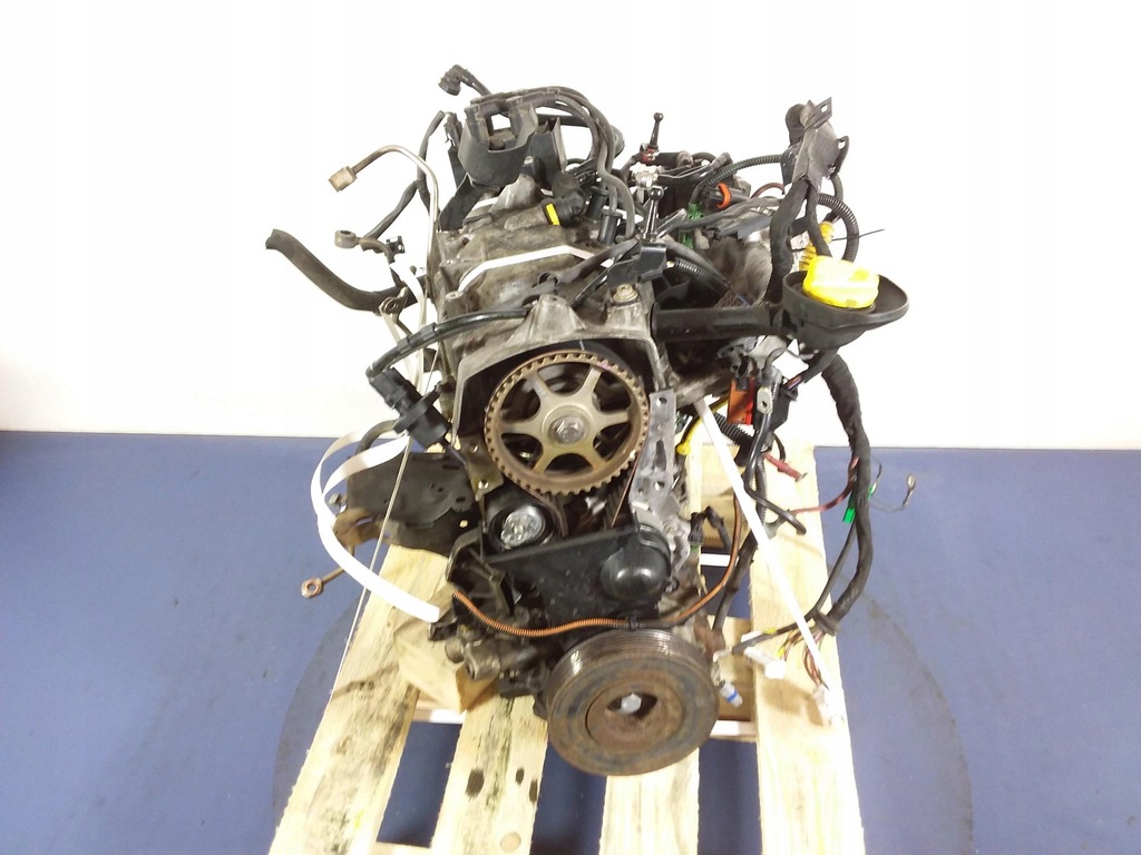 RENAULT CLIO III 1.2 B 100 HP ENGINE D4FH784 Product image