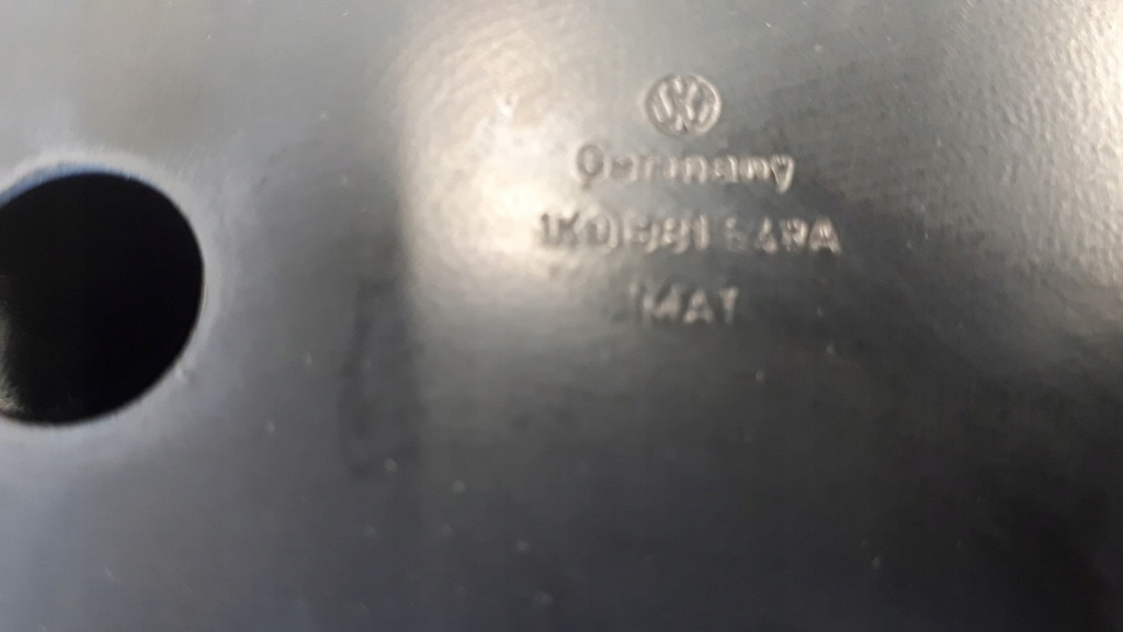 1k0831548a δοκός μπροστινής δεξιάς πόρτας vw golf v Product image