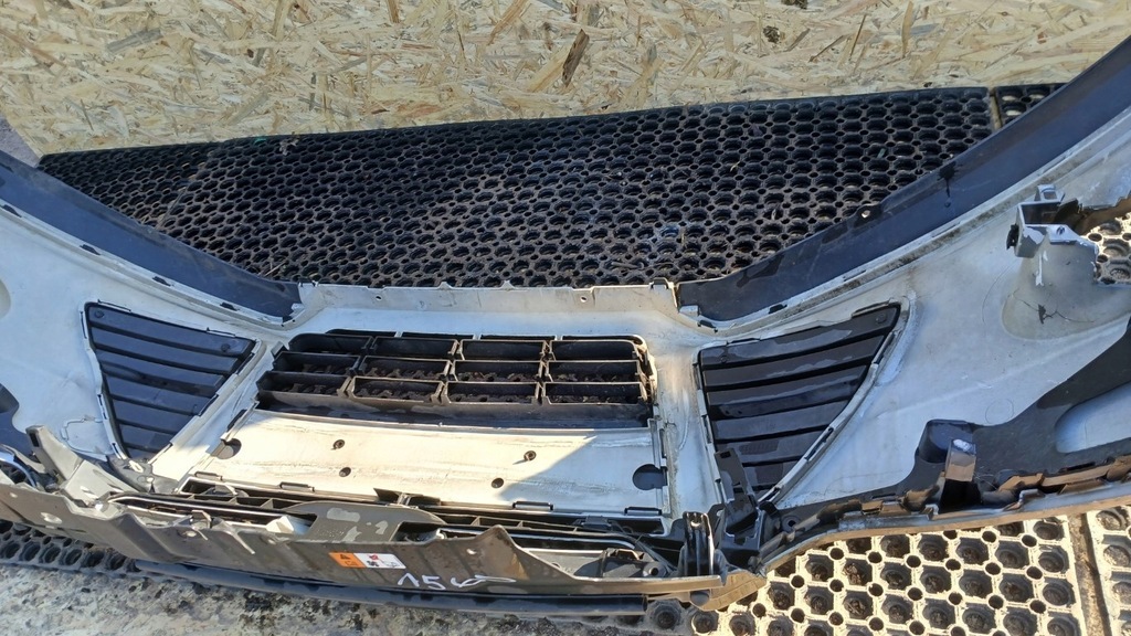 ΜΠΡΟΣΤΙΝΟΣ ΠΡΟΦΥΛΑΚΤΗΡΑΣ FORD FOCUS MK3 F3 Product image
