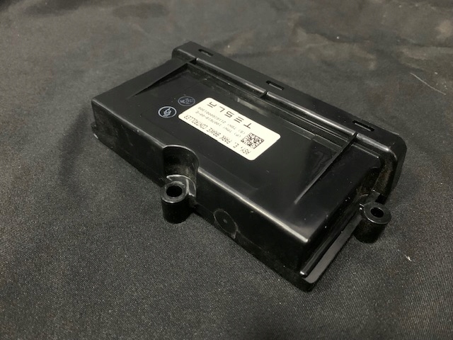Ελεγκτής χειρόφρενου Tesla S X ECU 1007618-00-E Product image