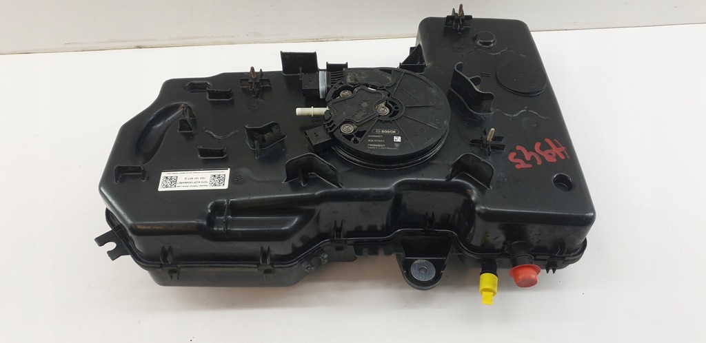 ADBLUE TANK PUMP VW T5 T6 MULTIVAN 7E0131877G 0444040011 5Q0131969C Product image