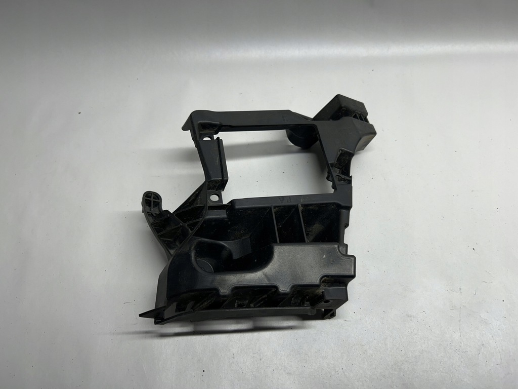 4G9807394D AUDI Σύρισμα δεξιού πίσω προφυλακτήρα Product image