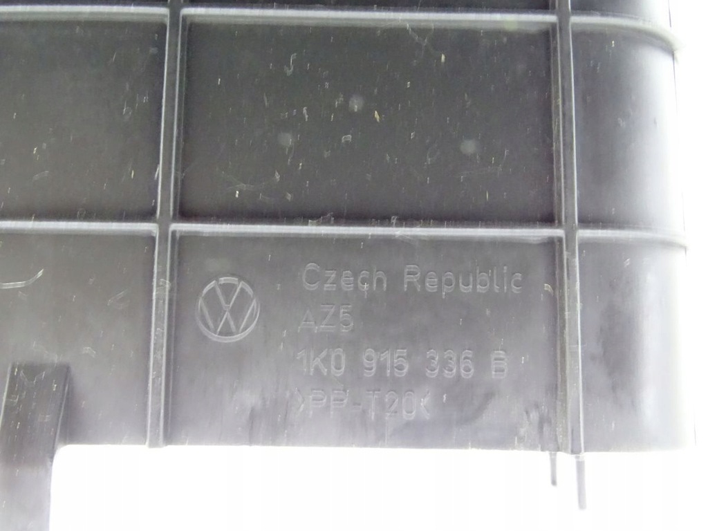 VW GOLF V 03-08 ΚΑΛΥΜΜΑ ΜΠΑΤΑΡΙΑΣ 1K0915336B Product image