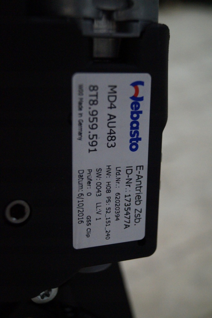 AUDI A5 8T COMPLETE SUN ROOF 8T8877041E TB9 Product image