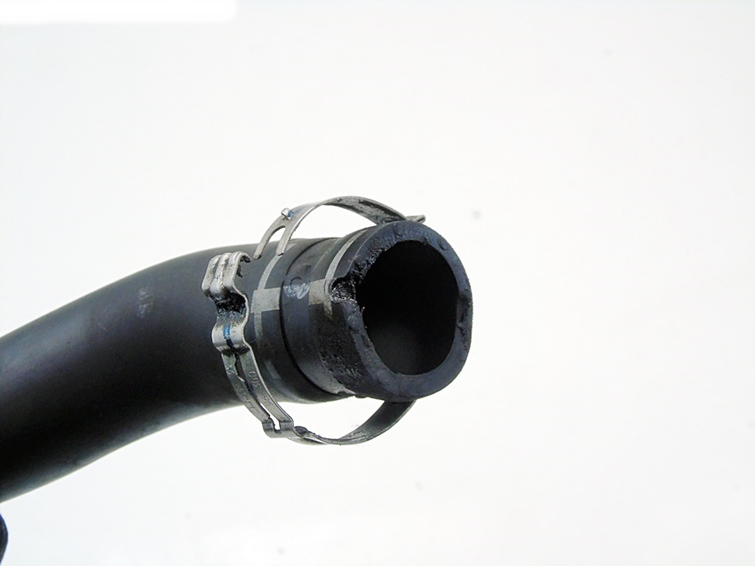 FILLER PIPE OIL TUBE 2.2 D TD4 FREELANDER 2 EVOQUE DISCOVERY JAGUAR XF Product image