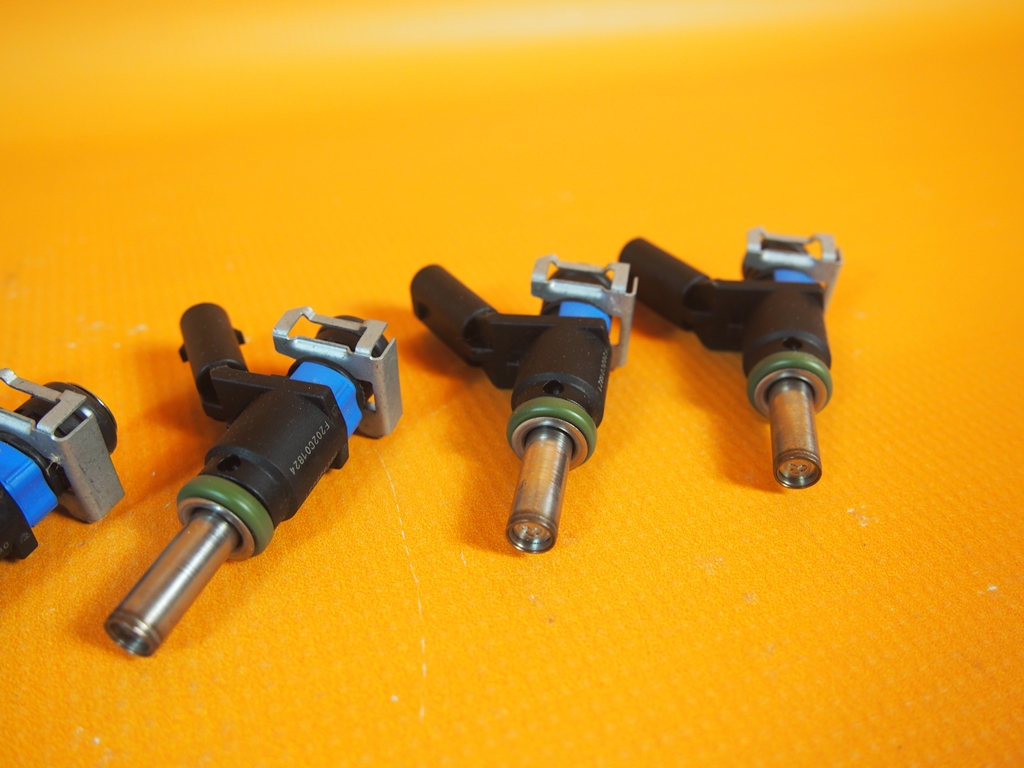Audi A6 4G CRE Fuel Injector 06e906031 36KM Product image