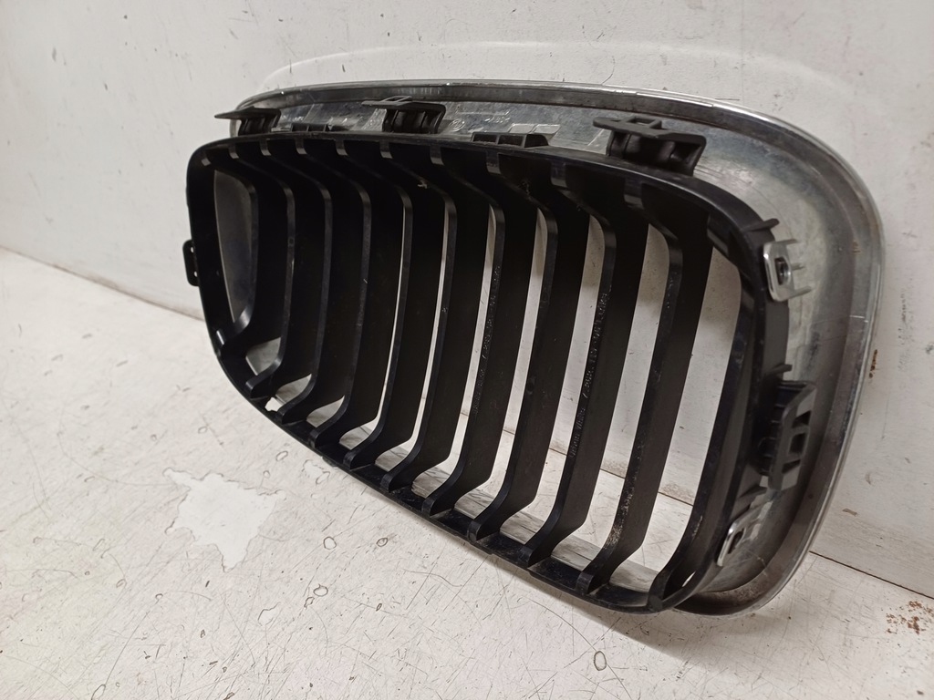 BMW 1 και F20 F21 11-15 Grill Grille Αριστερά μπροστινό μέρος 7239021 Product image