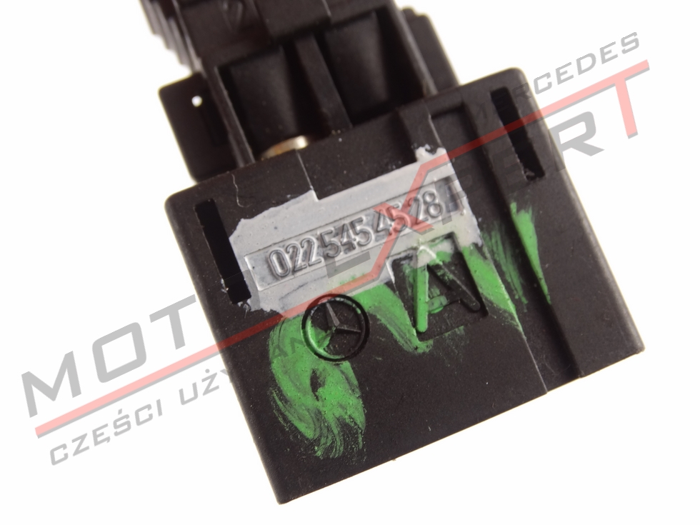 Mercedes W140 W210 CABLE, AIR RESISTOR CUB A0225454528 Product image