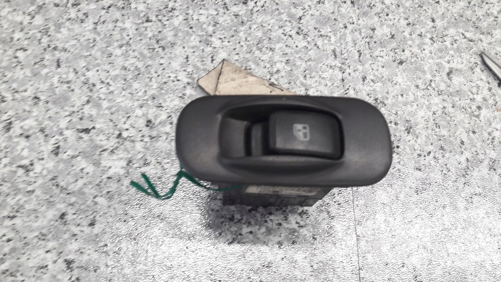 Διακόπτης MB962804 Mitsubishi Galant 93-96 Product image
