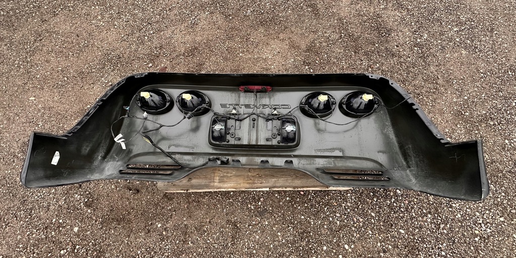 Zderzak tył tylny kompletny wiązka światła Chevrolet Corvette C5 Product image