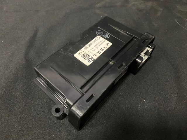 Ελεγκτής χειρόφρενου Tesla S ECU 1007618-00-D Product image
