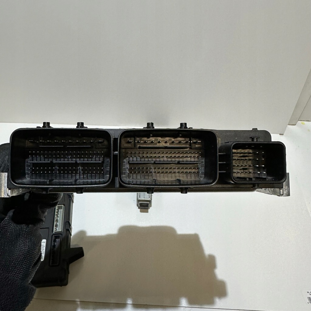 RENAULT SCENIC IV 1.7 DCI COMPUTER BCM 237104330S 284B10644R 487006831R Product image