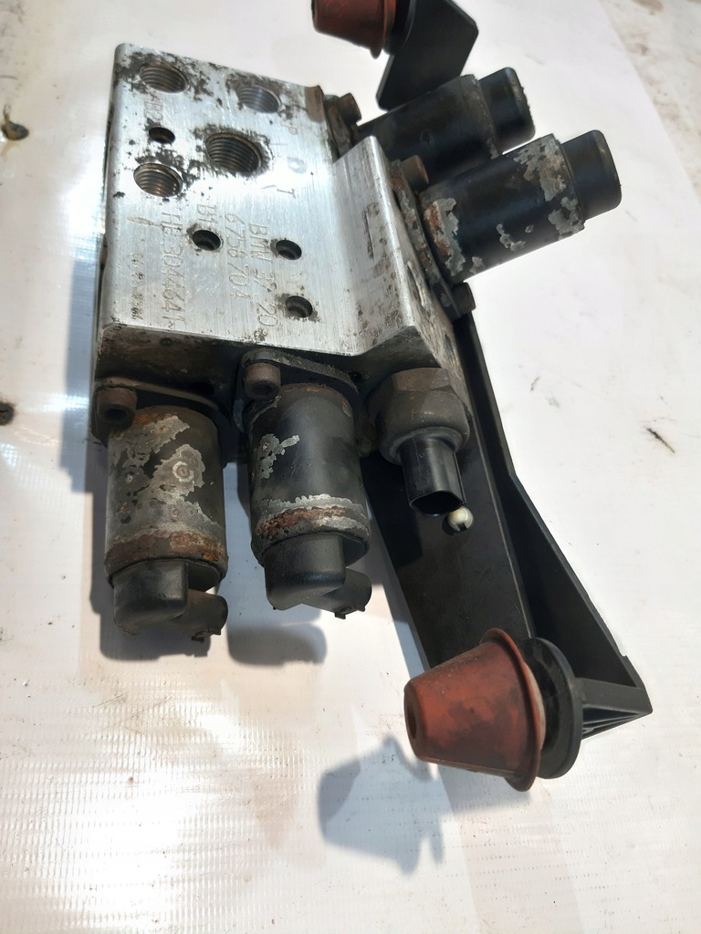 Δυναμική αντλία ανάρτησης BMW E65 6758704 Product image