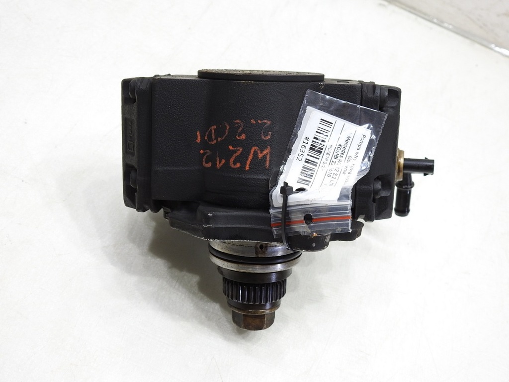 ΑΝΤΛΙΑ ΕΓΧΥΣΗΣ MERCEDES W212 2.2 CDI A6510700701 Product image