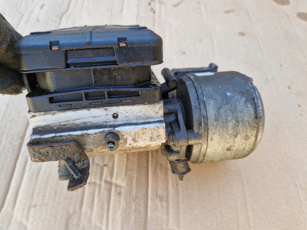 COMPRESSOR HYDRO ΑΝΤΛΙΑ CITROEN C5 III X7 2.0 HDI 9654068680 Product image