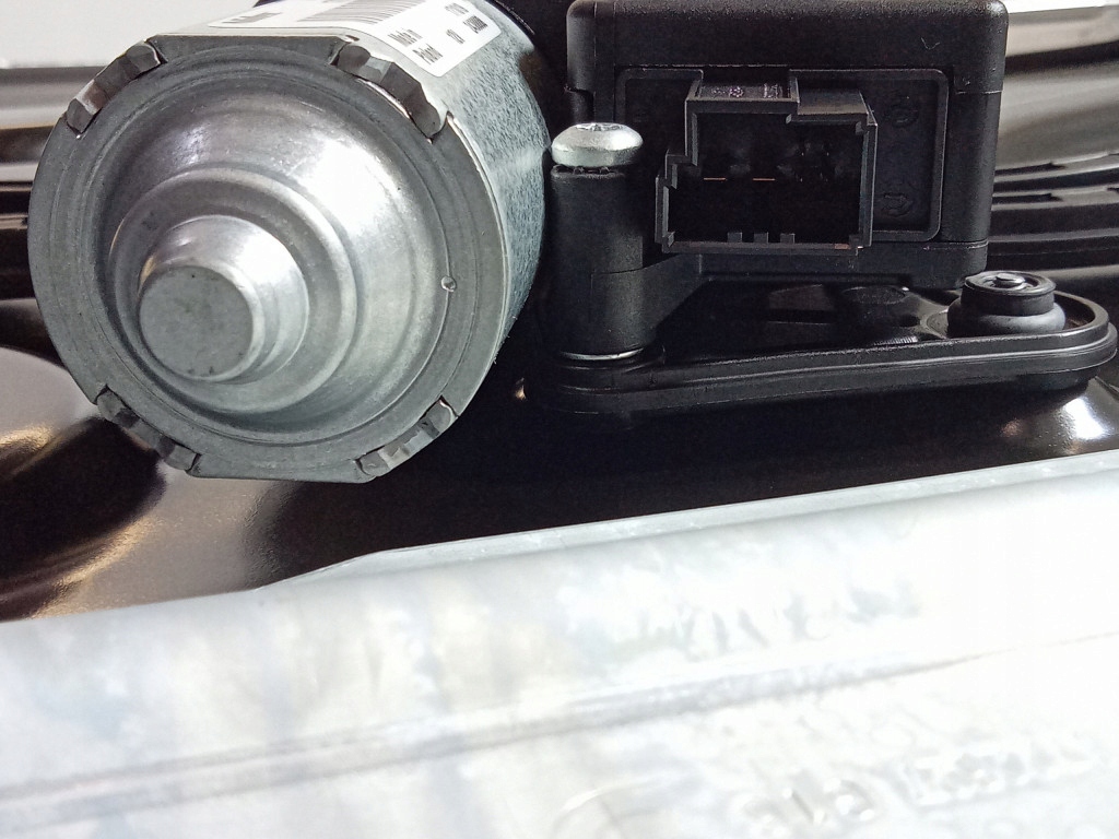 BMW G30 5 SUN ROOF 8067930 Product image
