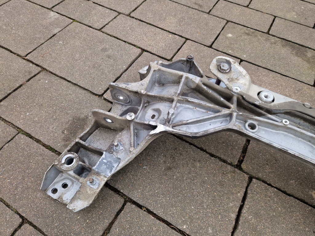 Infiniti Q50 Sled Trolley Front 4ge   2013 Product image