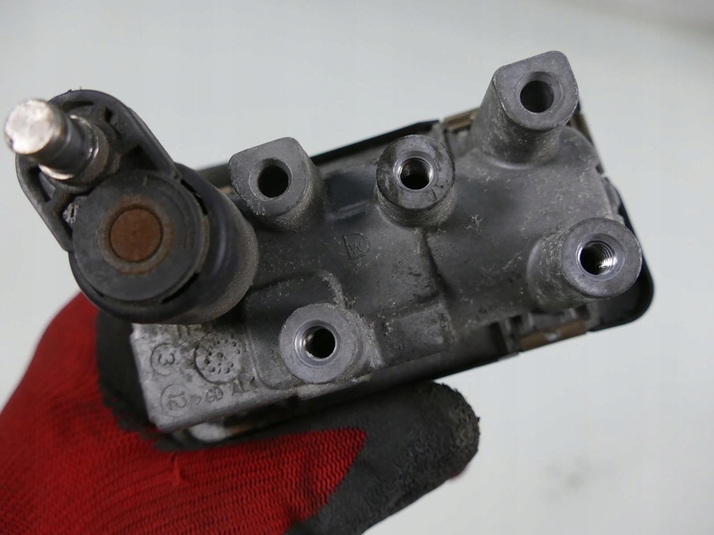 BMW 3 E92 E93 LIFT 2.0 D N47 ΕΛΕΓΧΟΣ ΣΤΡΟΒΙΒΟΛΙΖΟΜΕΝΟΥ E90 E91 Product image