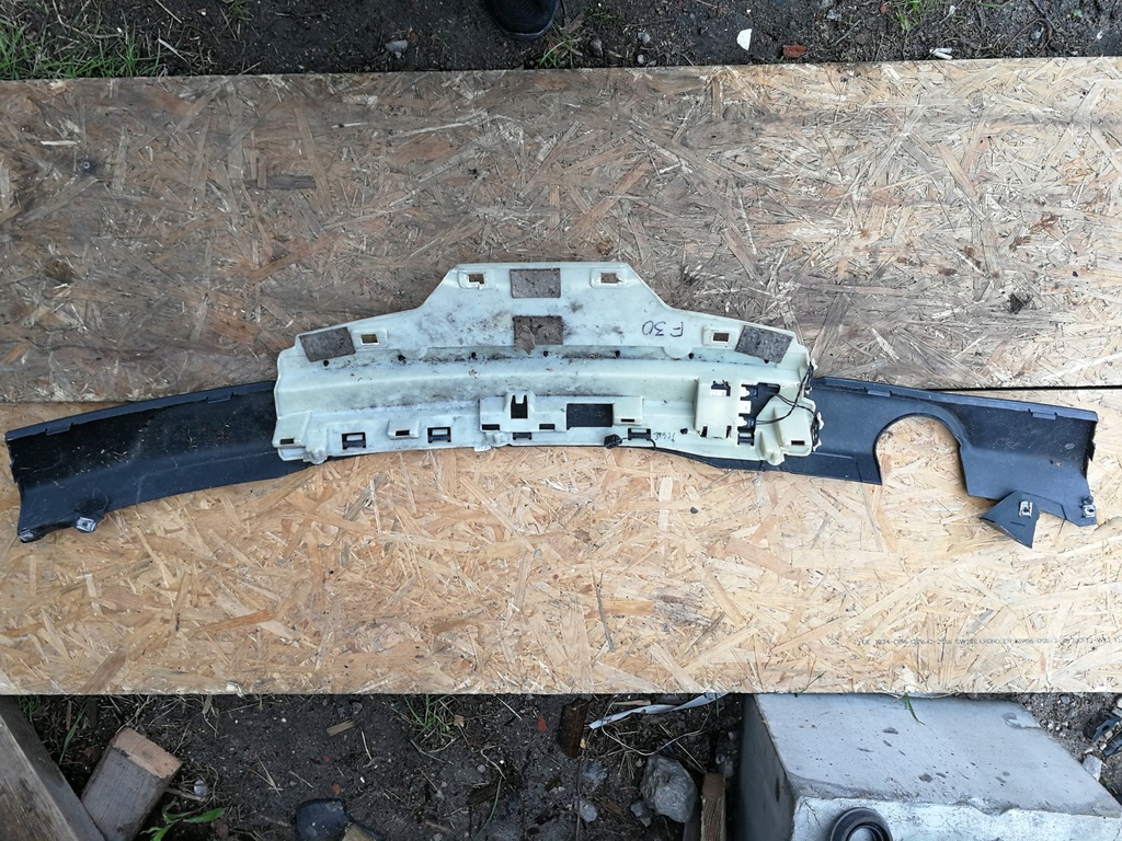 Αεροτομή πίσω προφυλακτήρα BMW F31 2.0D Product image