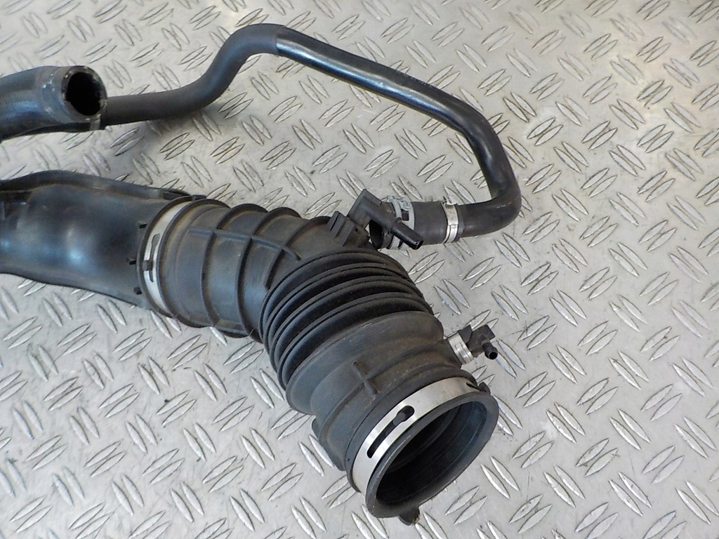 KUGA MK2 13-19 1,5 HOSE PIPE INTERCOOLER PIPE Product image