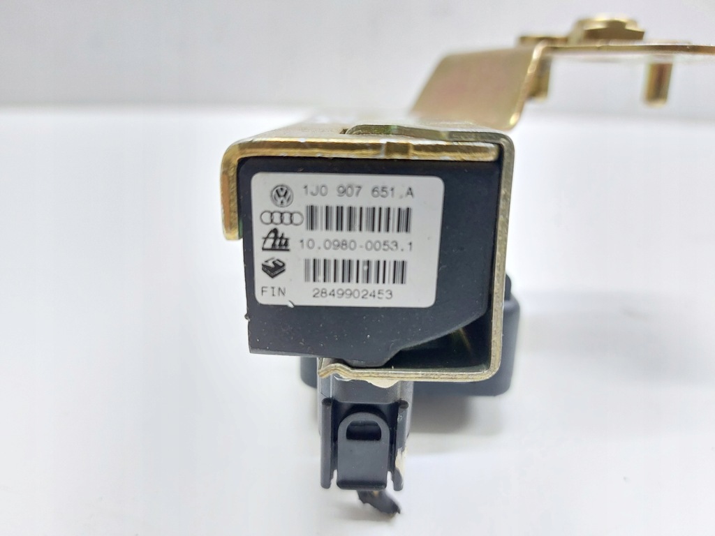 Volkswagen OE 1J0907657A 1J0907651A 1J1907637A αισθητήρας esp module Product image