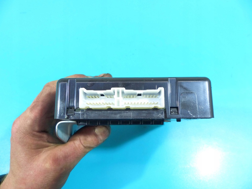 ΕΛΕΓΚΤΗΣ BCM MODULE SPORTAGE III 10-15 95400-3UBD0 Product image
