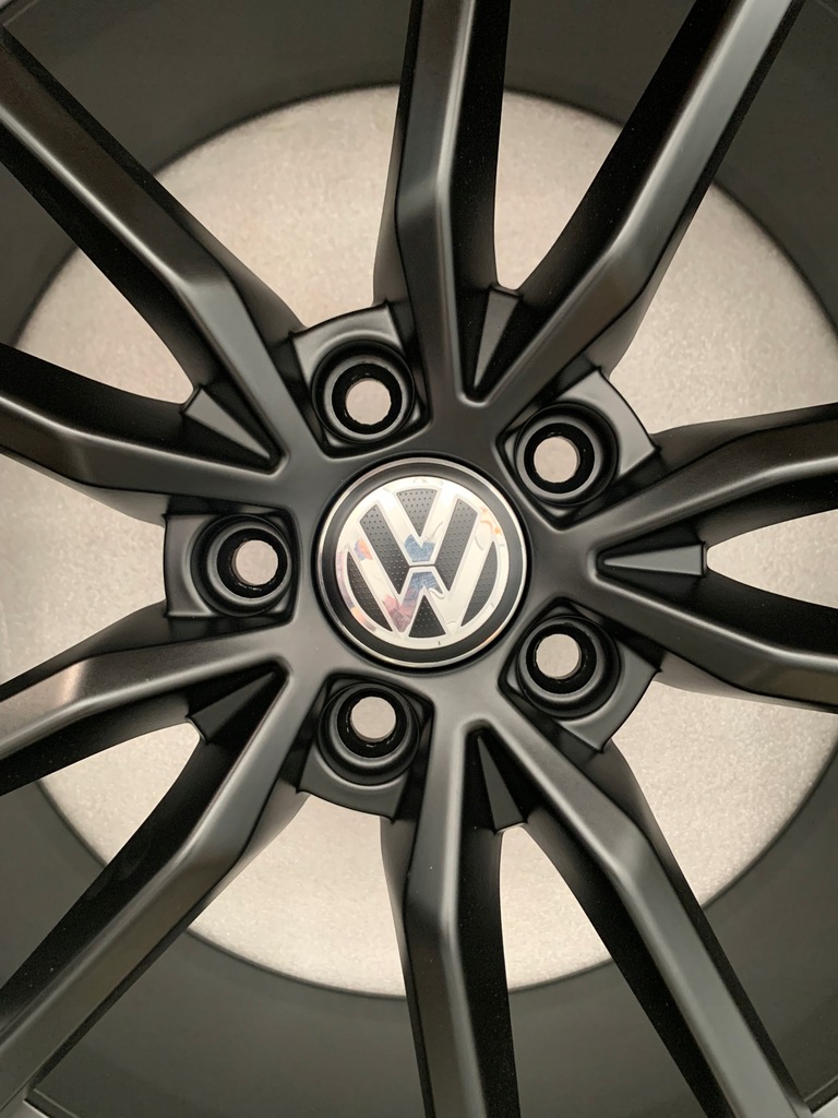 19” Felgi VW Golf Pretoria Komplet 8J ET50 Czarny Mat 5G0601025AJ/CK Product image