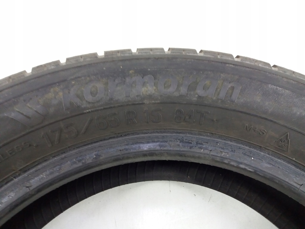 1x 175/65/15 175/65R15 Kormoran Snowpro B2 χειμώνας Product image