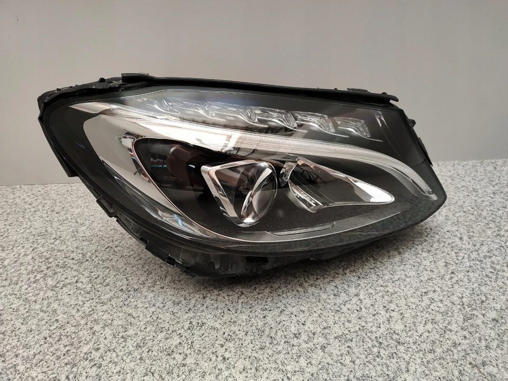 MERCEDES C CLASS W205 ΜΠΡΟΣΤΙΝΟ ΦΩΤΙΣΤΙΚΟ LED ΕΠΙΔΟΣΕΙΣ ΔΕΞΙΟ FV Product image