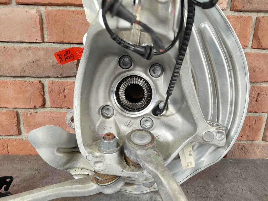 BMW G01 X3 G02 X4 Αριστερά πλήμνη Product image