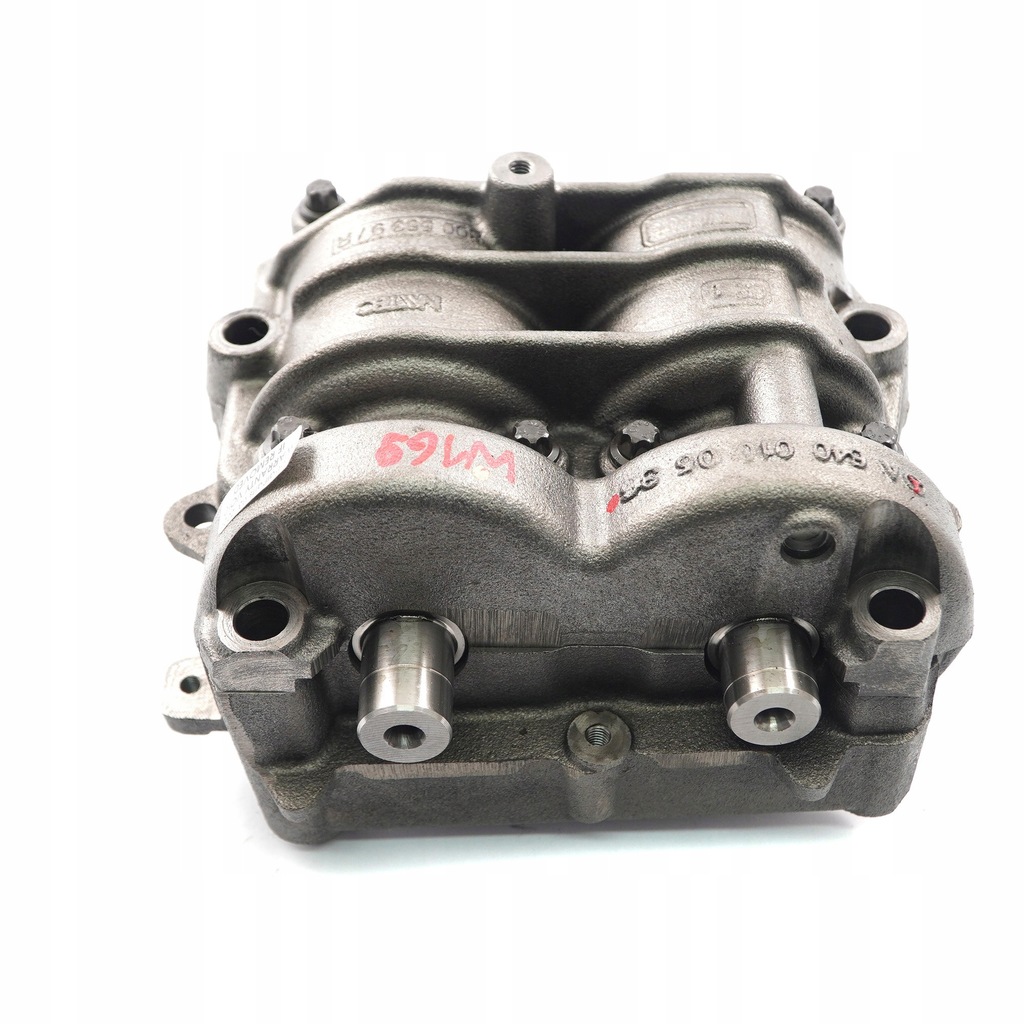 Mercedes W169 Diesel OM640 Oil Pump Shafts Balance A6400100536 Product image