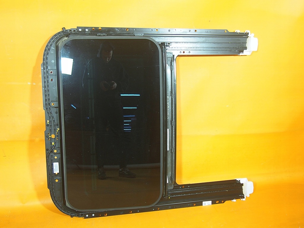 Audi A5 8T LIFT 24KM Sunroof Ρολό 8t8877041e Product image