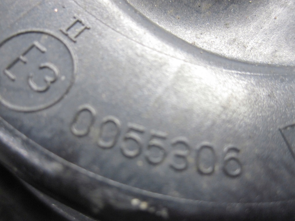 Ford Focus MK3 III 12R Horn Signal A046522 Product image