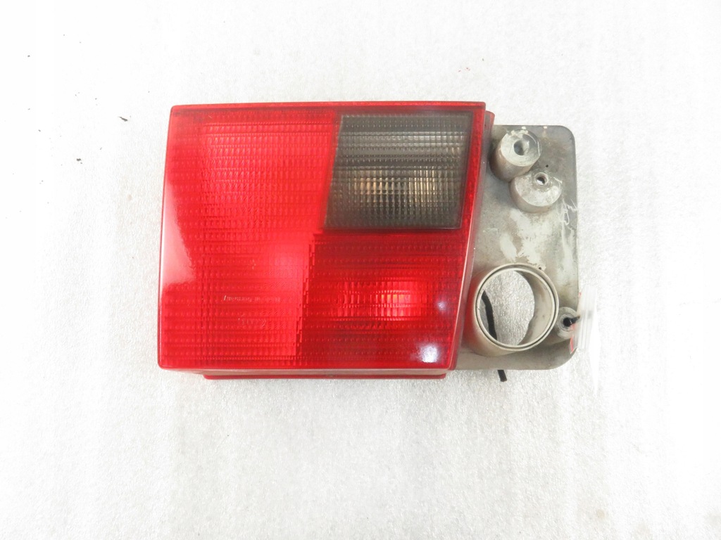 ΔΕΞΙ ΦΩΤΙΣΤΙΚΟ ΠΙΣΩ ΠΟΡΤΑΣ AUDI A6 C4 4A0945094F Product image