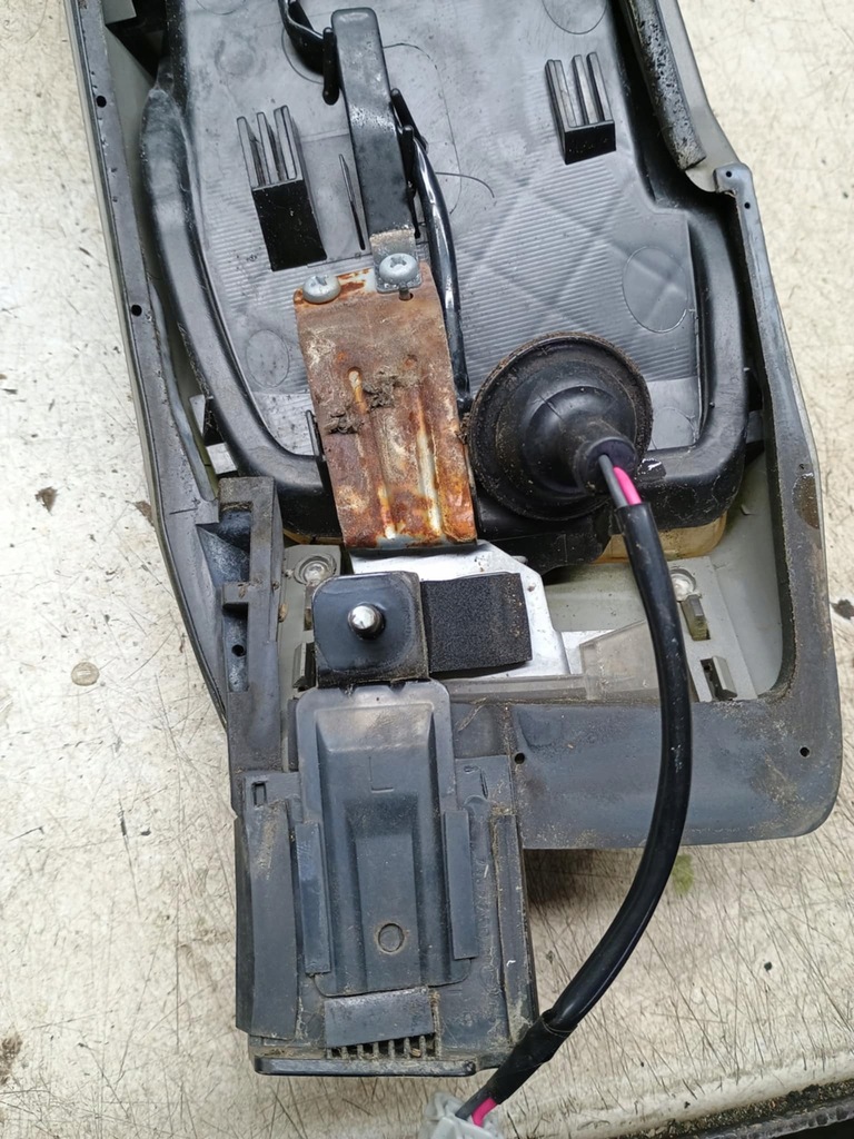 ΑΡΙΣΤΕΡΟ ΦΩΤΙΣΤΙΚΟ ΟΡΟΦΗΣ ΑΛΟΓΟΝΟΥ NISSAN X-TRAIL T30 Product image
