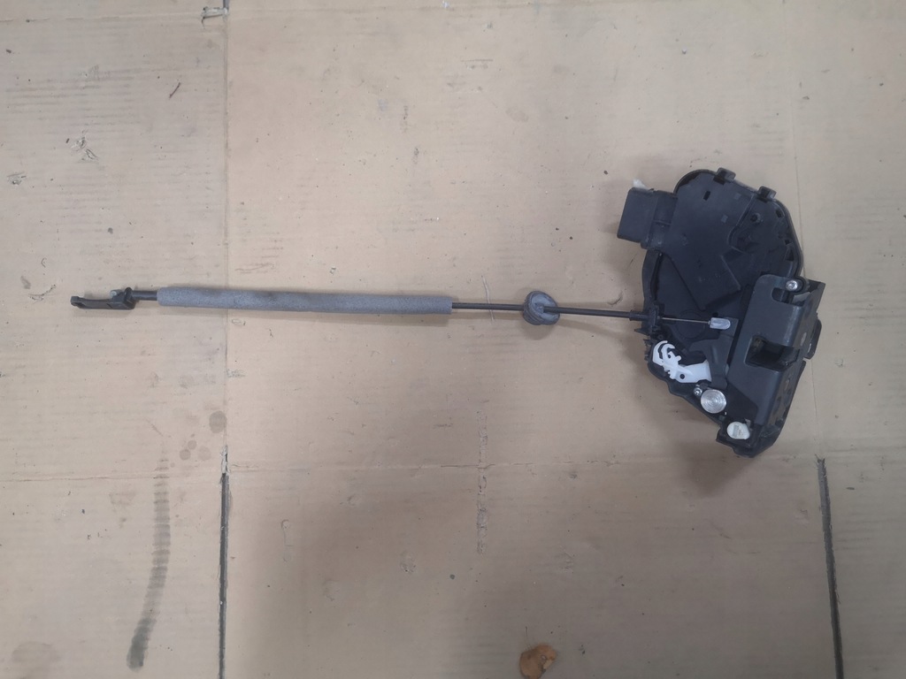 ΚΛΕΙΔΑΡΙΑ ΠΟΡΤΑΣ ΠΙΣΩ ΑΡΙΣΤΕΡΑ VOLVO XC60 30799326 Product image