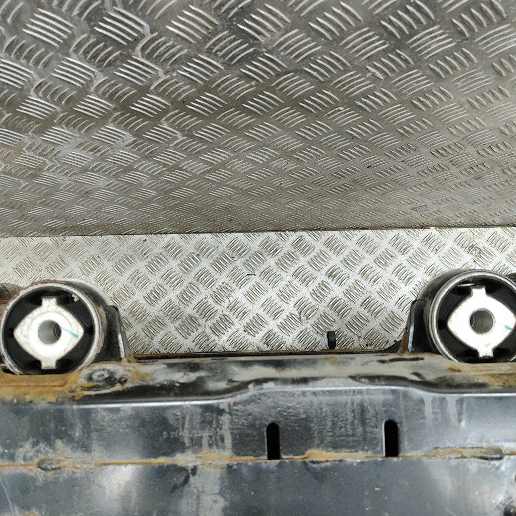 32268545 VOLVO Πίσω έλκηθρο Product image