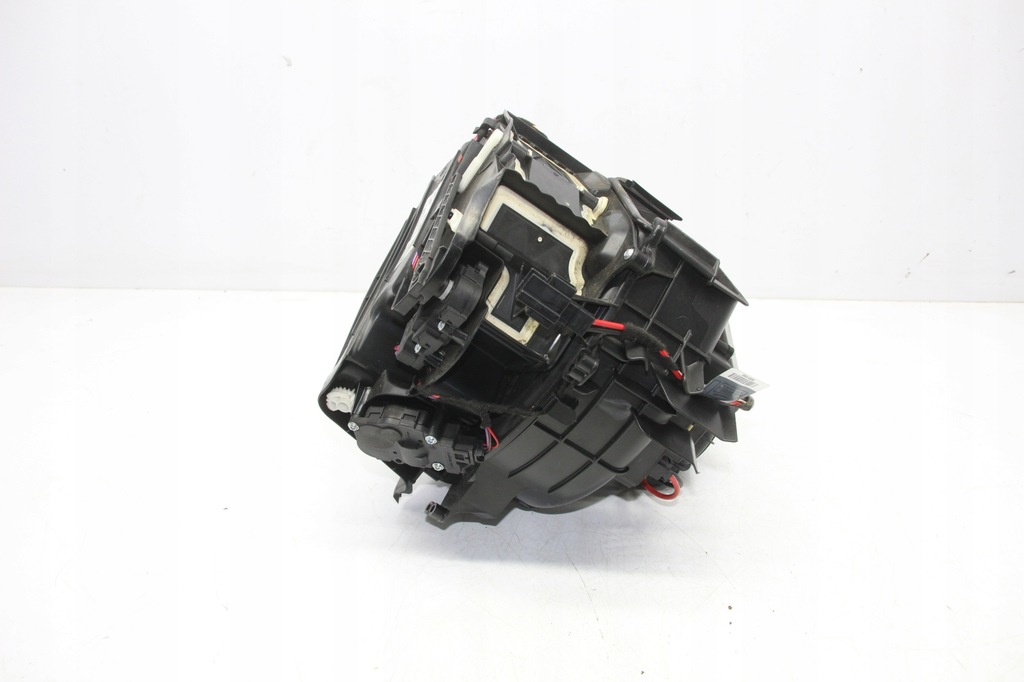 ΦΥΣΤΗΡΑ, ΑΝΕΜΙΣΤΗΡΑΣ ΘΕΡΜΟΣΙΦΩΝΑΣ BMW 5 F10 F11 Product image