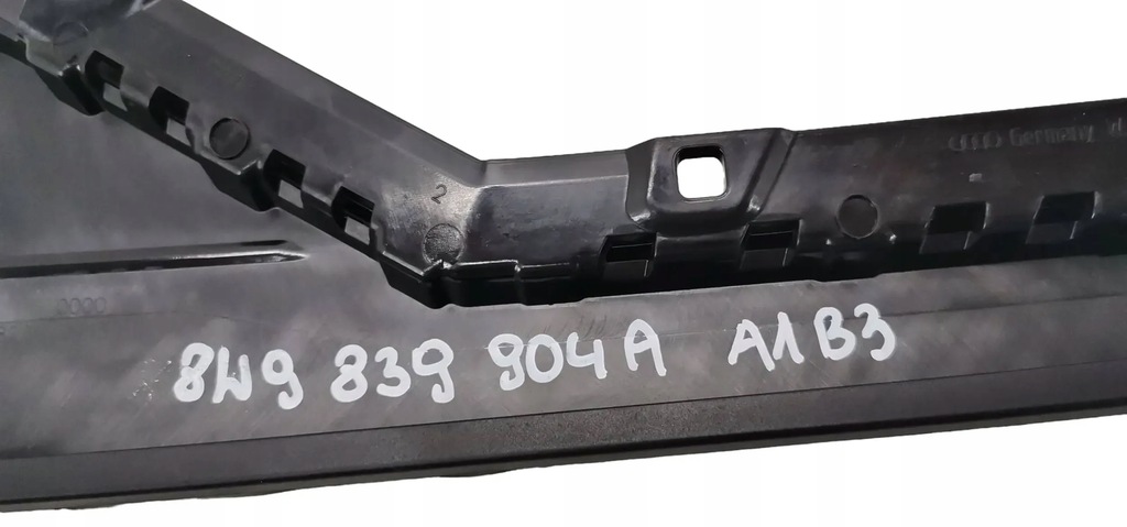 AUDI A4 B9 8W9 15-19 ΣΤΡΙΠ ΚΑΛΥΜΜΑ ΠΟΡΤΑΣ ΠΙΣΩ ΔΕΞΙΑ 8W9839904A Product image