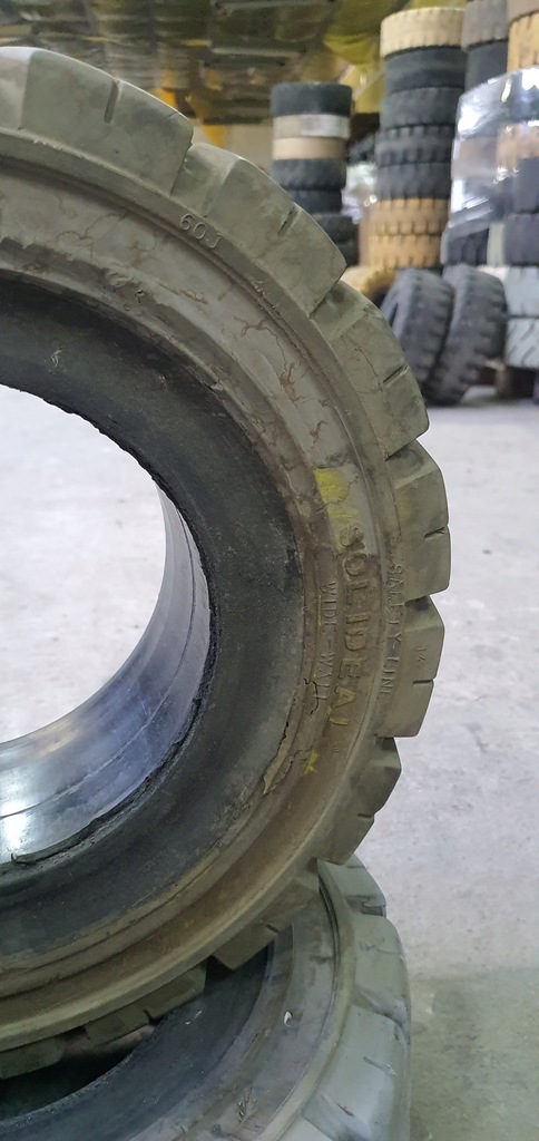 Μασίφ ελαστικό 16x6-8 (150/75-8) Solideal για περονοφόρο Product image