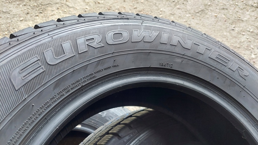 Χειμερινά ελαστικά 215/70r16C 108/106T Falken Eurowinter HS437 VAN Product image