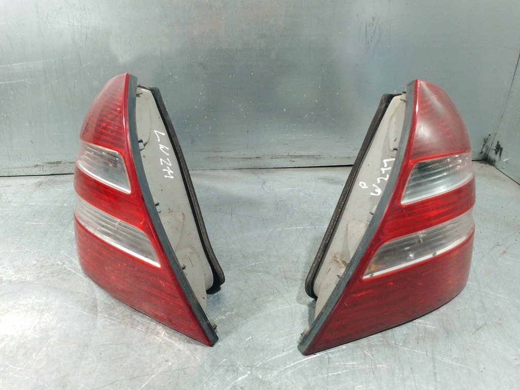 ΣΕΤ ΠΙΣΩ ΦΩΤΩΝ MERCEDES E-CLASS W211 A2118200364 A2118200464 SEDAN Product image