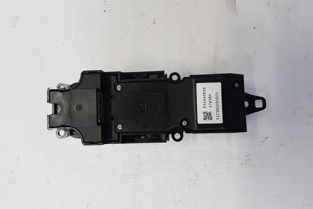 Έναρξη/διακοπή Volvo XC60 II (246) 31443818 2.0L Begoline 2018 κουμπί Product image