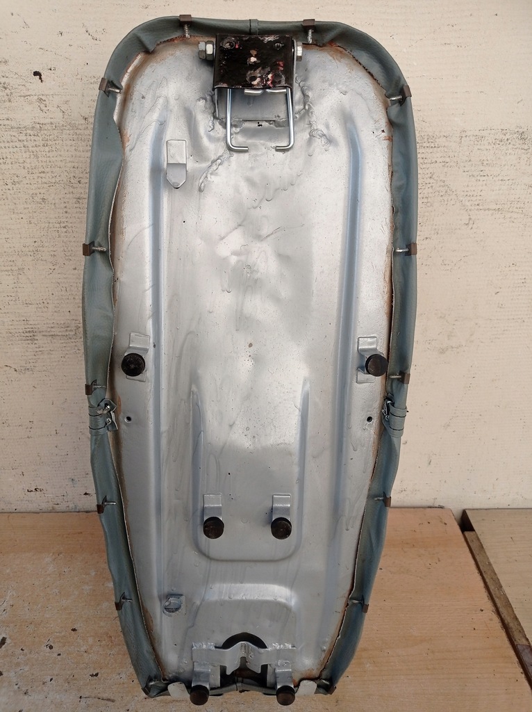 SHL M17 Gazelle - Μέρη - Seat + Trunk + .. Product image